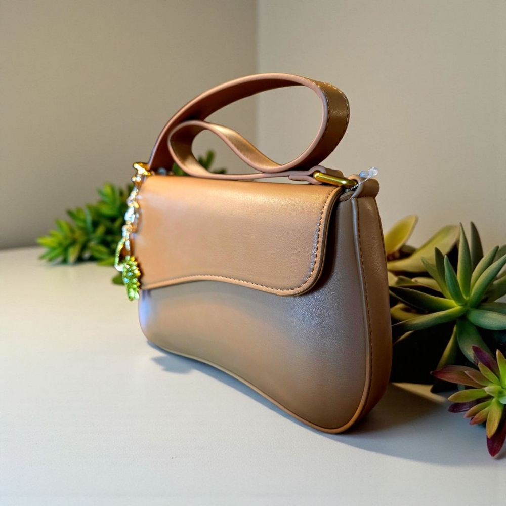 PRICE DROP!! Front Flap Handbag in Camel with Bag Charm NWT - Picture 2 of 8